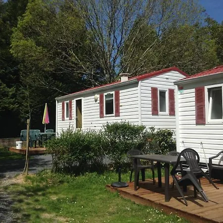 Campign Le Ruisseau Hotel 3*
