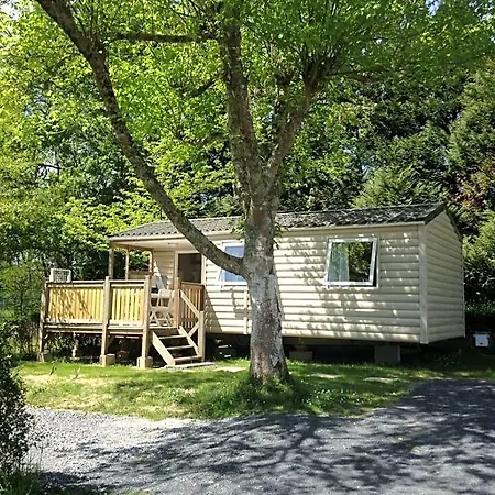 Campign Le Ruisseau Hotel